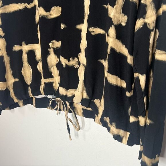 Zara Black Cream Geometric Print Long Sleeve Drawstring Hem Top - Picture 7 of 8